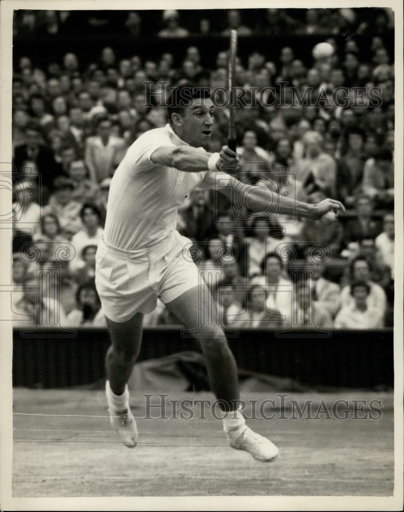 1959 Press Photo MEN'S SINGLES SEMI-FINAL AT WIMBLEDON,B MacKay - Historic Images