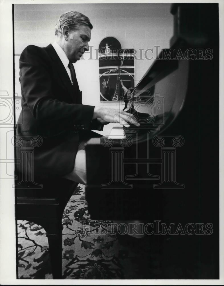 1982 Press Photo The Cleveland Institute of Music Grant Johannesen - cvp25738 - Historic Images