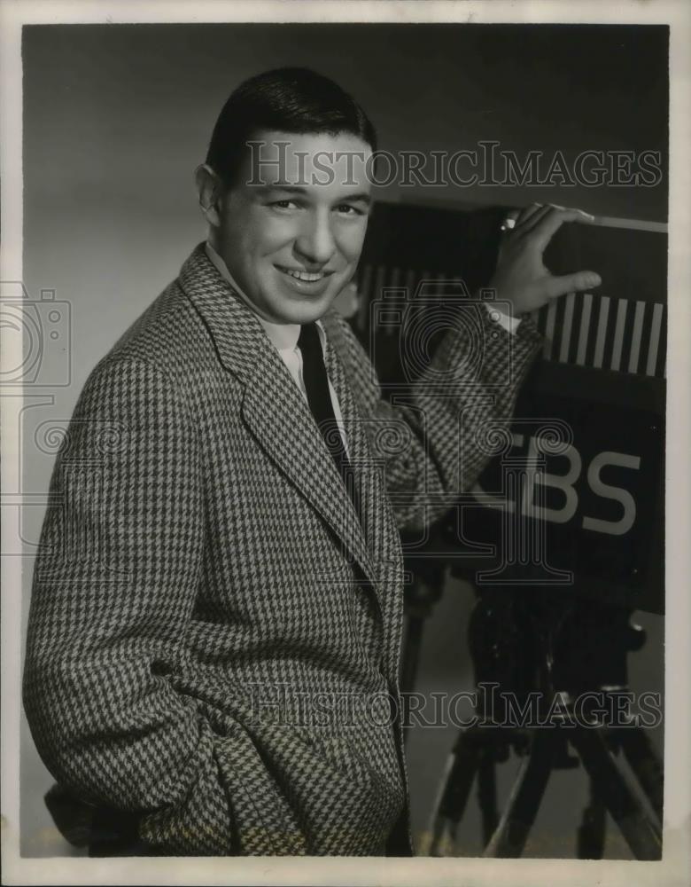 Press Photo Mike Wallac Meet the People CBS TV host - cvp23478 - Historic Images