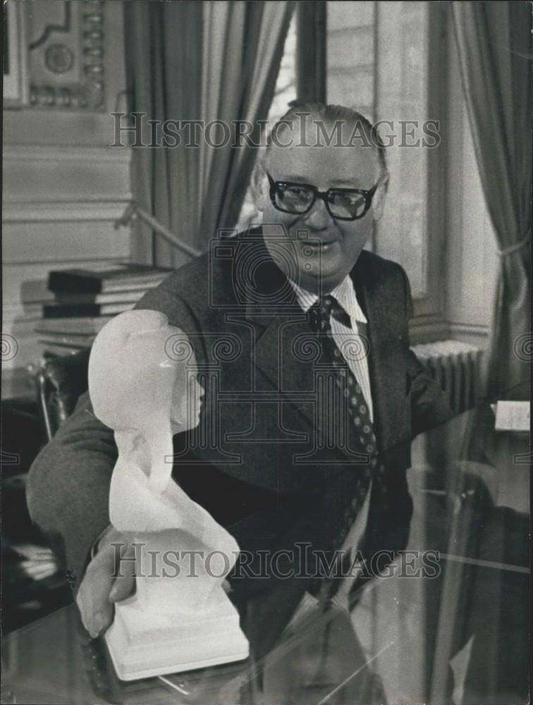 1975 Press Photo Michel Poniatowski - Historic Images