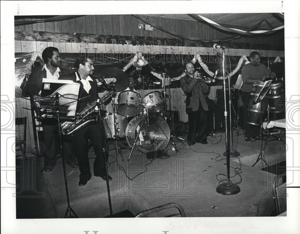 1986 Press Photo The Spirit Plus Band at Mr. B's Lounge - cvp27619 - Historic Images