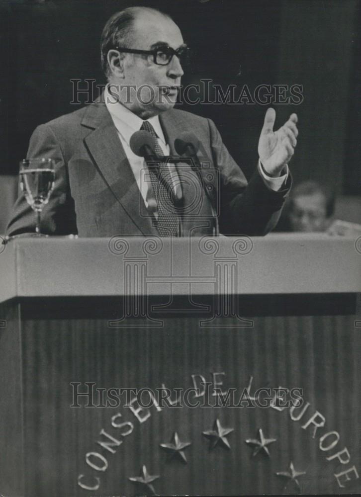 1982 Press Photo, Francois Mitterrand Speaks at European Assembly - Historic Images