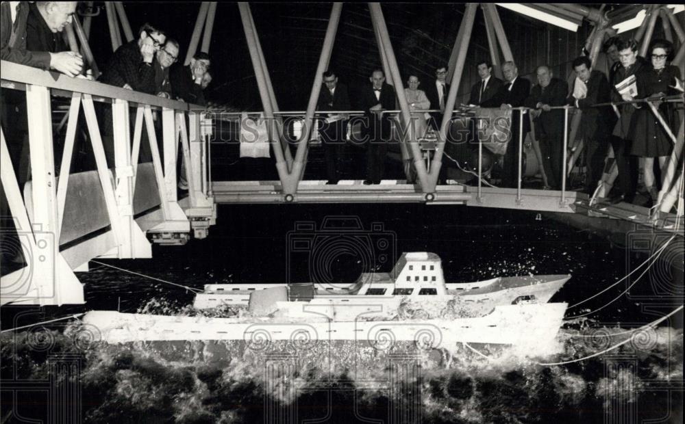 Press Photo Scientists Demonstrate How Fishing Trawlers Can Be Sunk In Atlantic - Historic Images