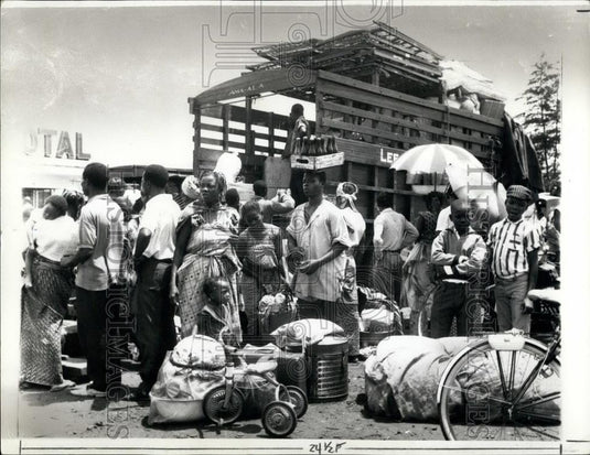 Press Photo Tribal Conflicts Uproot Nigerians - Historic Images