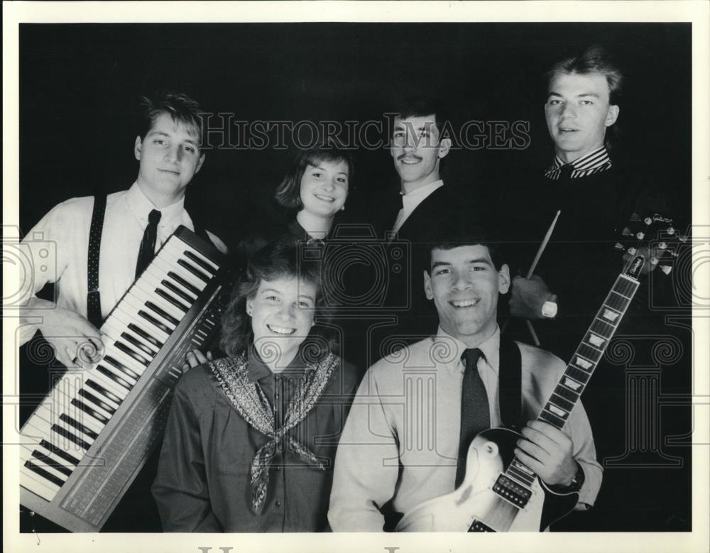 1989 Press Photo Mary Ella Seibert, Ron Jackson, John Luther of Spiritsong - Historic Images