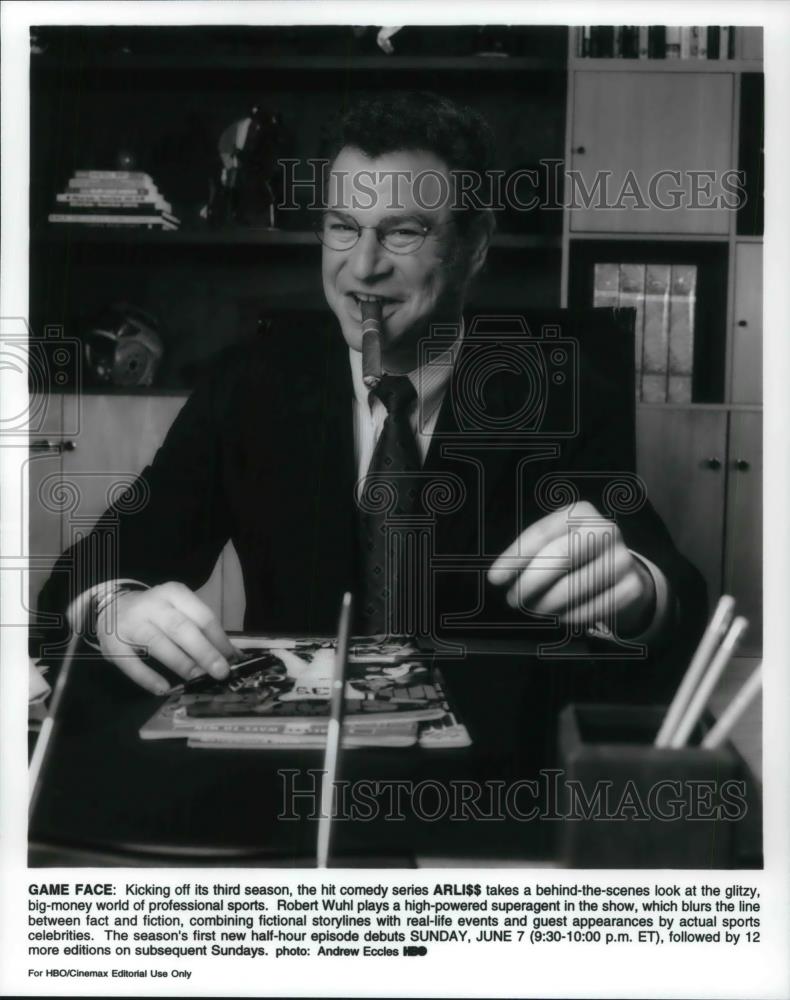 Press Photo Robert Whul in a comedy series ARLI$$ - cvp22676 - Historic Images