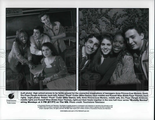 Press Photo Lea Moreno and Tangie Ambrose in BRUTALLY NORMAL - cvp24962 - Historic Images