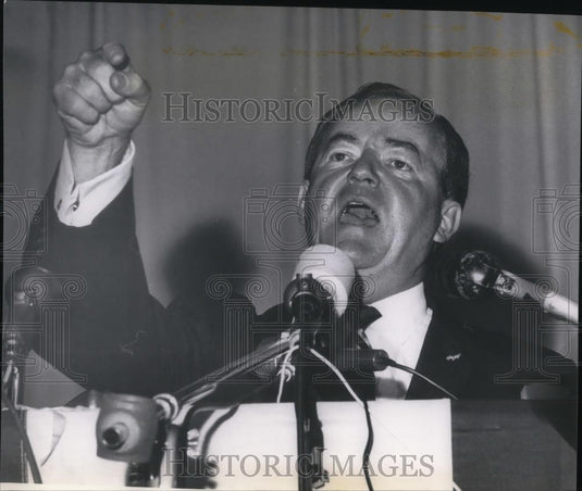 1964 Press Photo Hebret Humphrey - cvp23618 - Historic Images