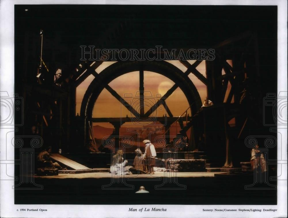 1994 Press Photo Scene from Man of La Mancha - cvp23136 - Historic Images