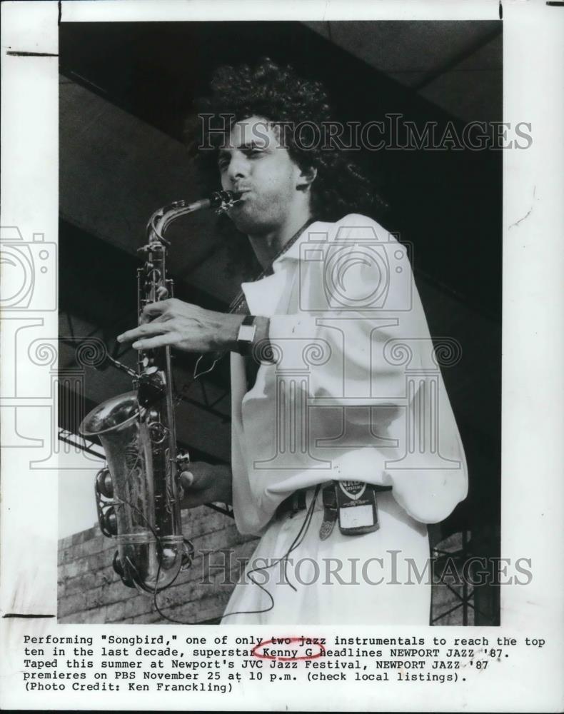 1987 Press Photo Kenny G performing Songbird - cvp25652 - Historic Images
