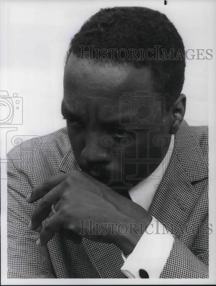 Press Photo Paul Winfield stars as Rev. Martin Luther King Jr. on King TV Show - Historic Images