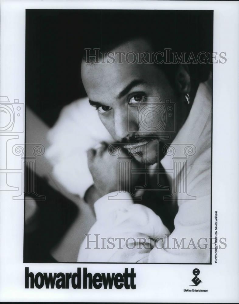 1992 Press Photo Howard Hewett R&amp;B Gospel Jazz Singer and Musician - cvp21127 - Historic Images