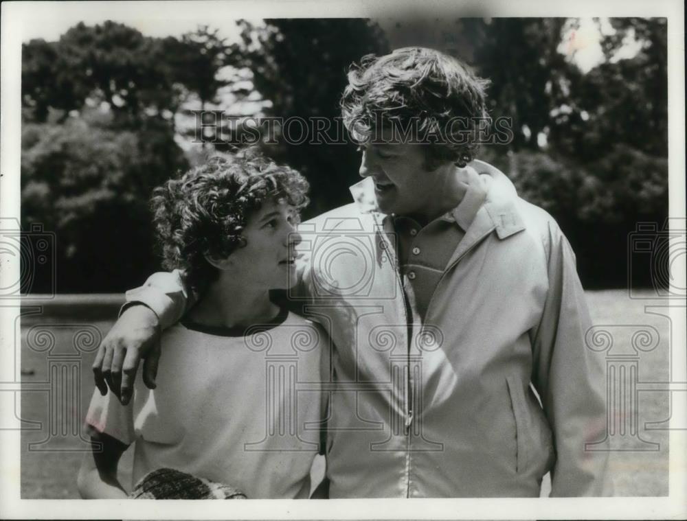 1973 Press Photo Scott Jacoby and Hal Holbrook in That Certain Summer - Historic Images