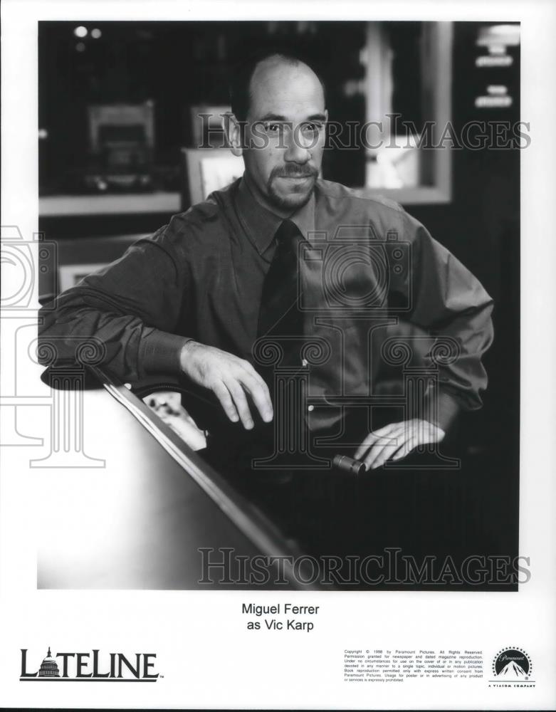 1995 Press Photo Miguel Ferrer in Lateline - cvp20548 - Historic Images