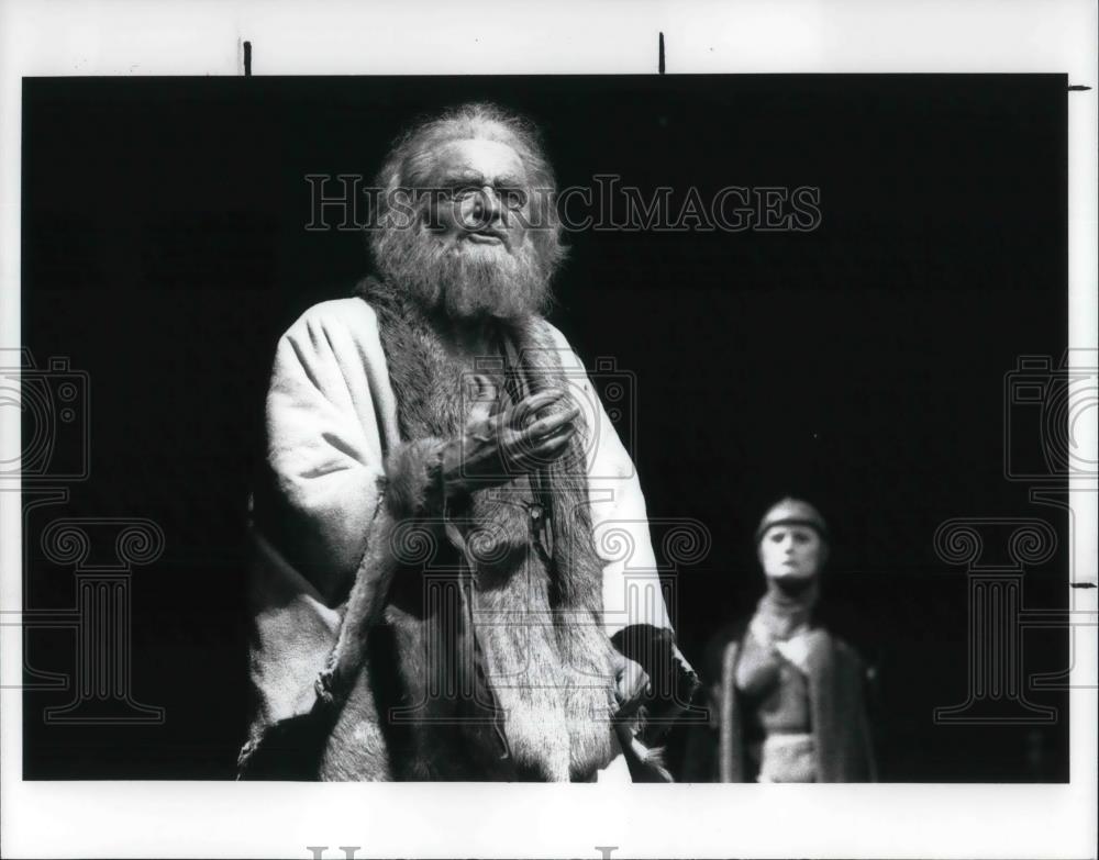 1990 Press Photo Hal Holbrook in King Lear theater play - cvp23732 - Historic Images