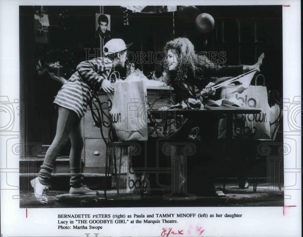 1993 Press Photo Bernadette Peters and Tammy Minoff in The Goodbye Girl - Historic Images