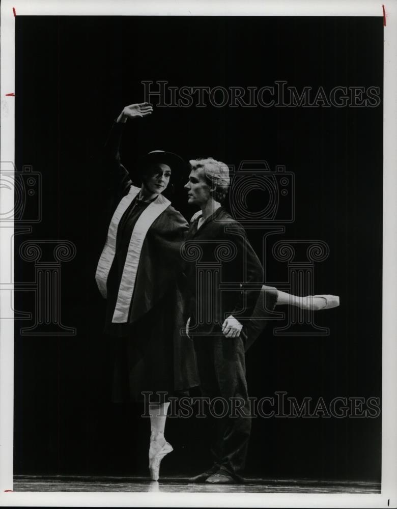 1993 Press Photo American Ballet Theatre, &quot;Undertow&quot; - cvp27002 - Historic Images