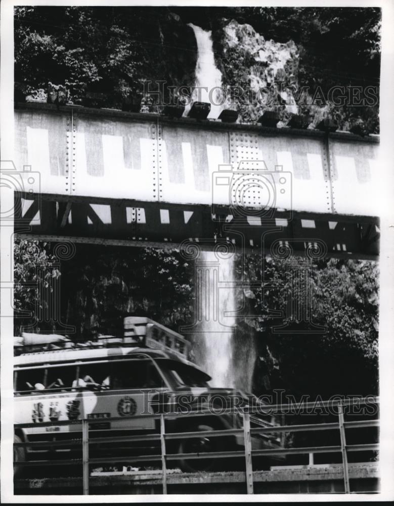 1970 Press Photo A Railroad track and road intercept the Anai Waterfall - Historic Images