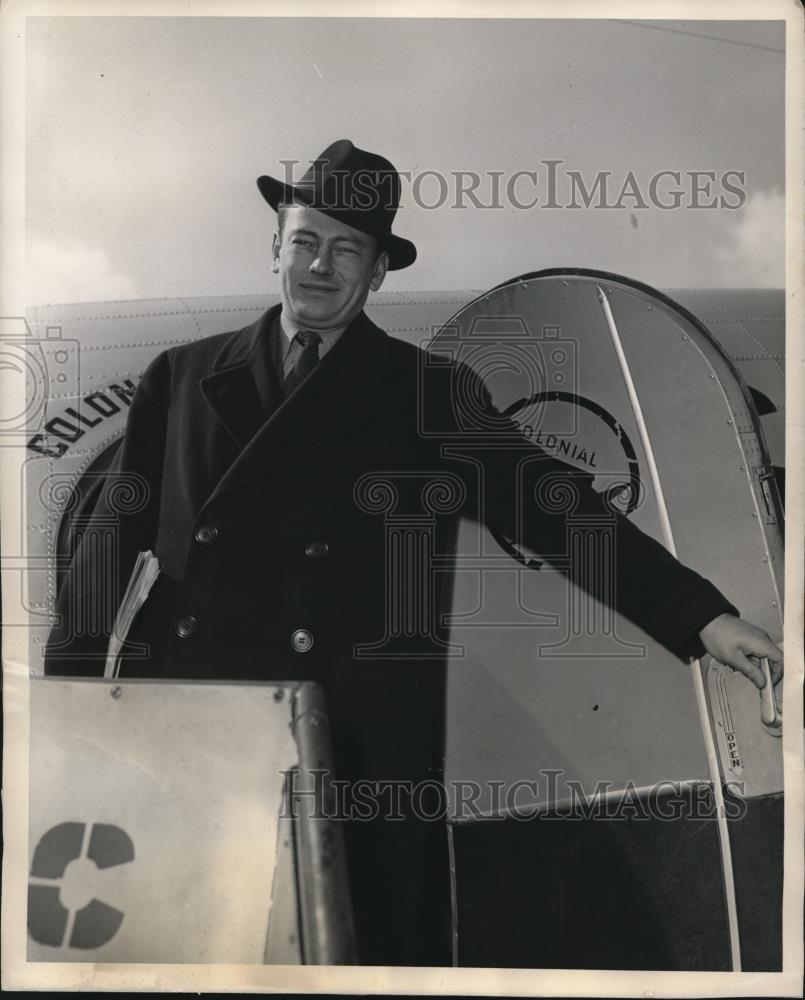 1949 Press Photo Marquess of Milford Haven heads to Montreal Canada - Historic Images