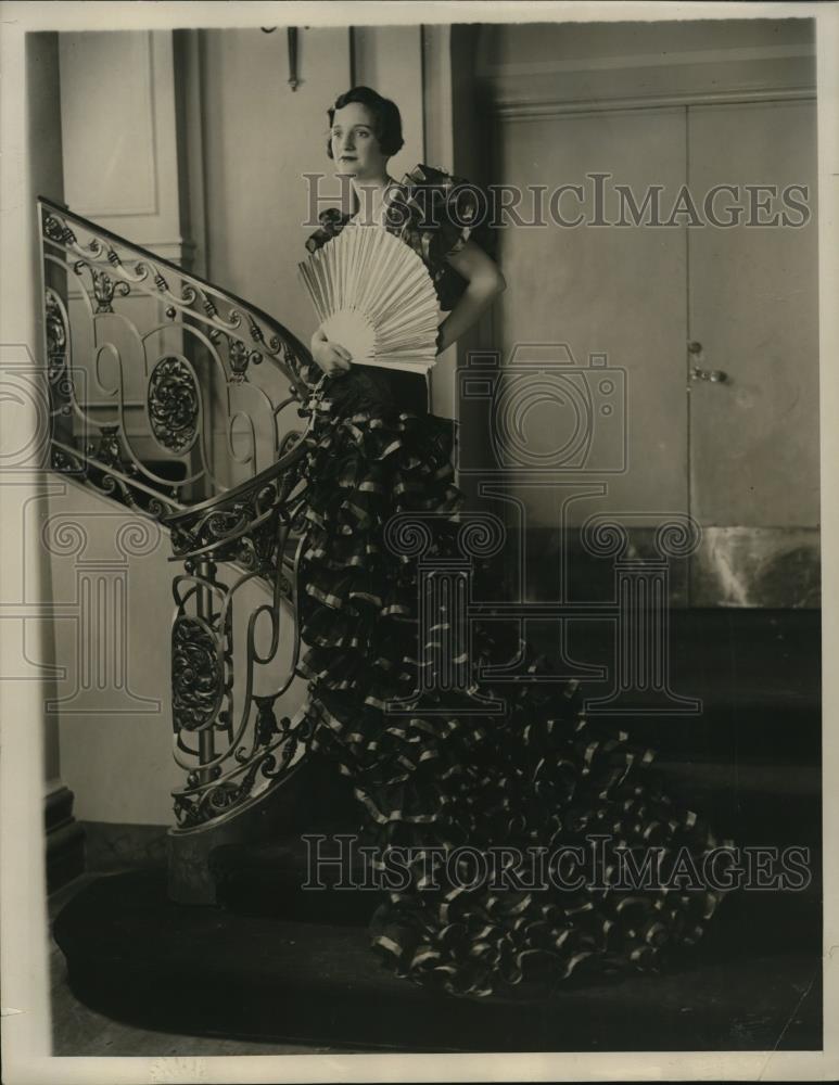 1929 Press Photo Socialite Louise Boone, Annual Peace Ball, Hotel Plaza New York - Historic Images