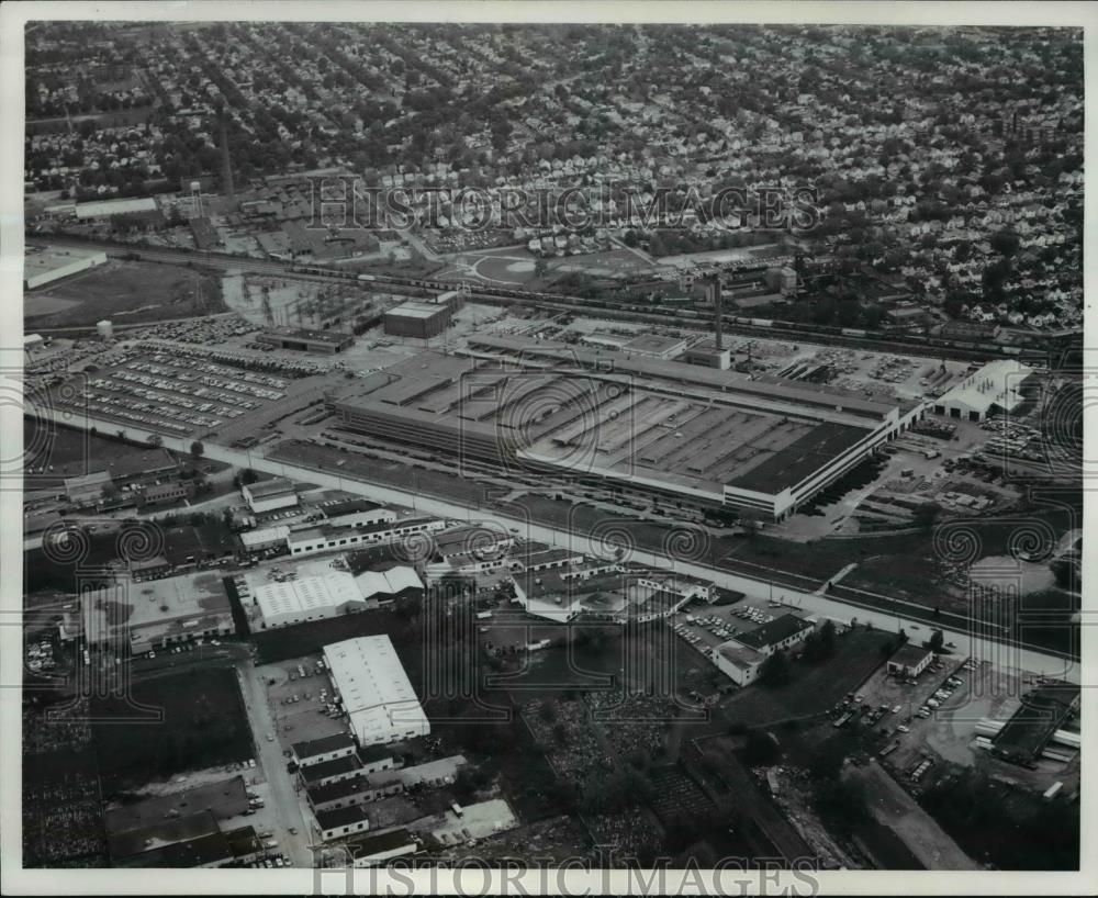 1975 Press Photo The Terex west Division of General Motors Corporation - Historic Images