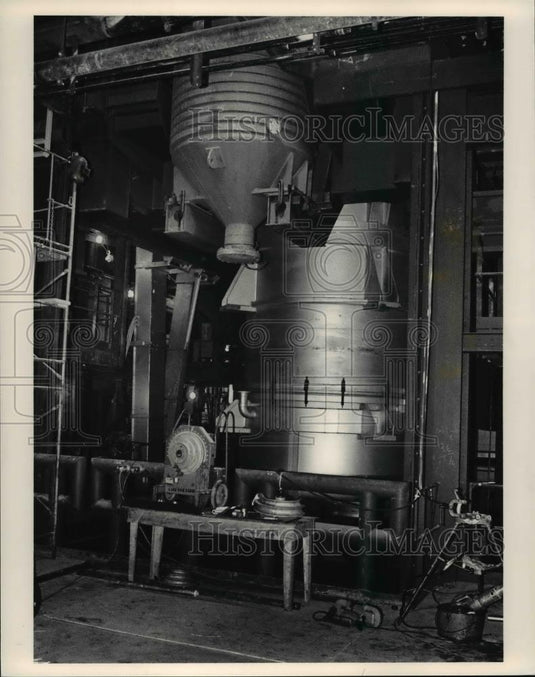1991 Press Photo Part of Vacuum decarburixation process at the LTV Steel Co - Historic Images