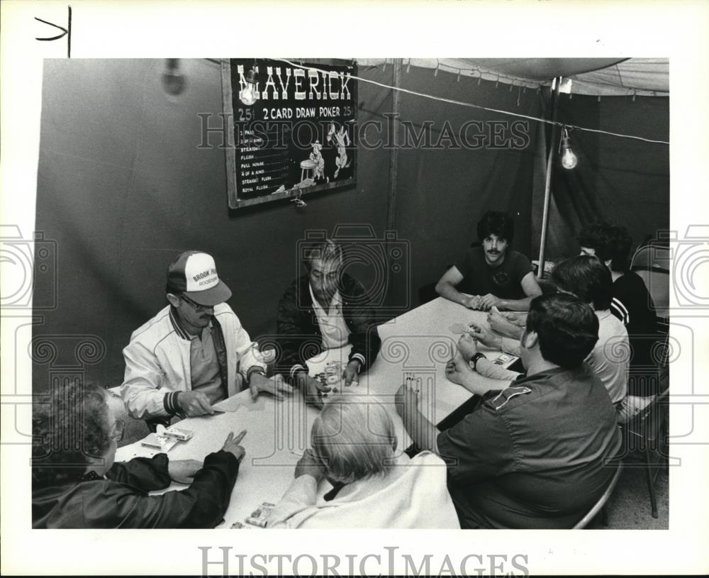 1984 Press Photo Charity gambling at carnival run by Brook Park boosters - Historic Images