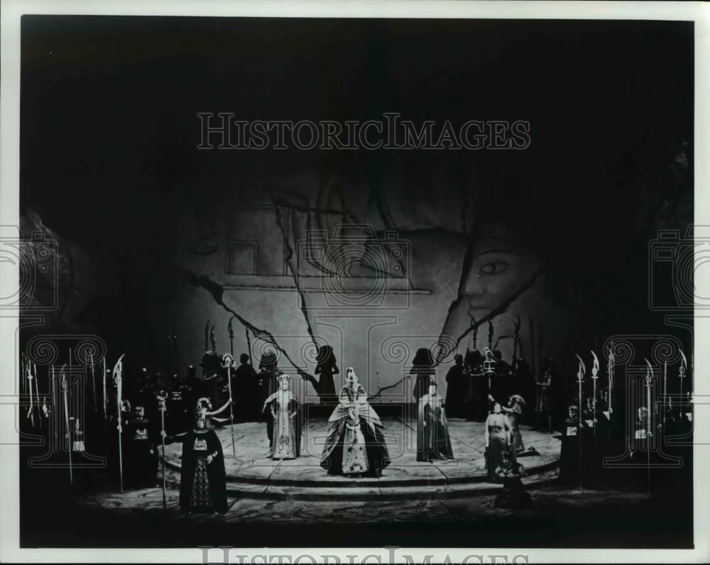 1987 Press Photo A scene from Act I of Verdi&#39;s Aida - Historic Images