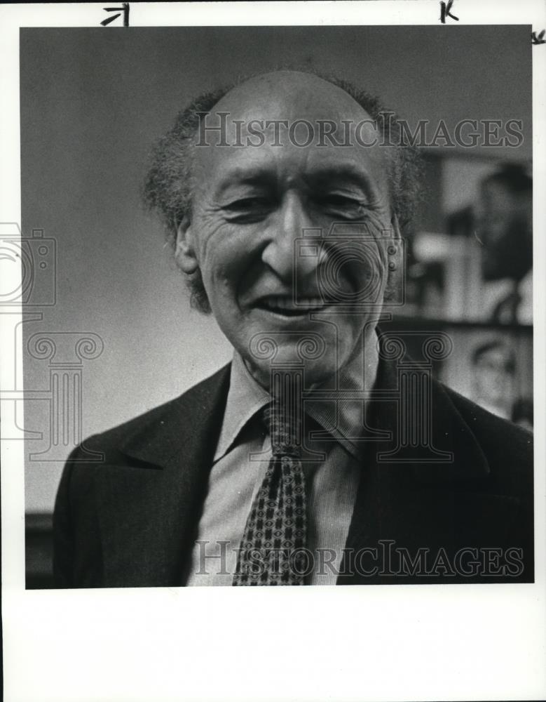 1982 Press Photo Abraham H. Raskin Former Labor Editor NY Times at City Club - Historic Images