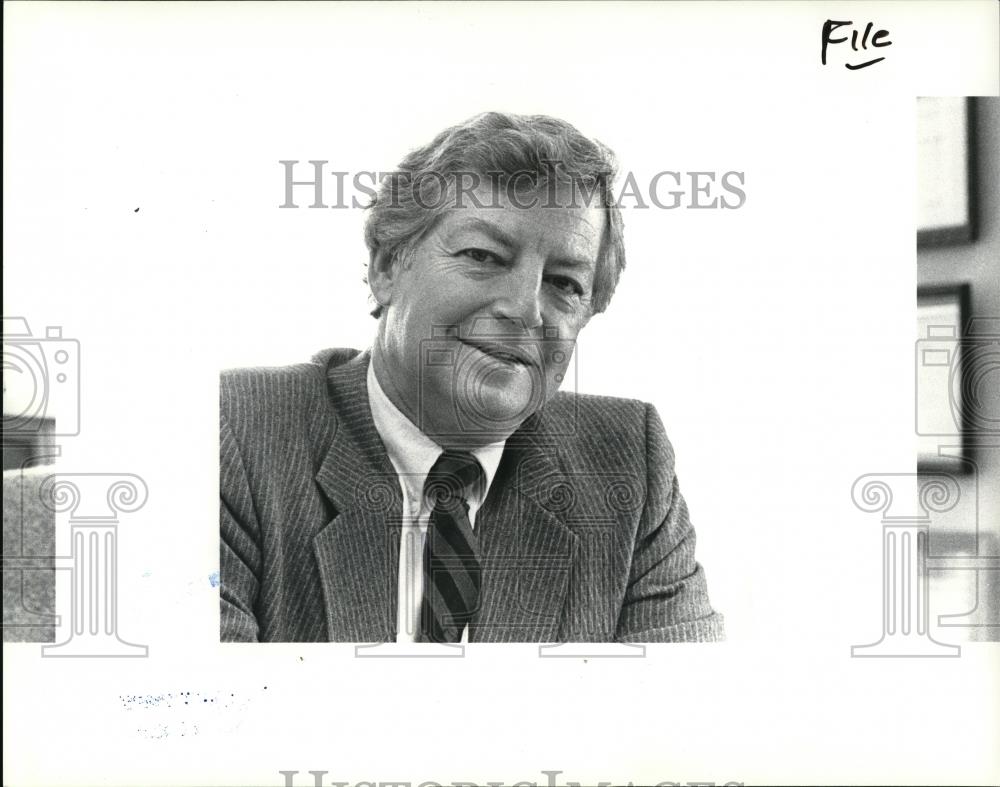 1985 Press Photo Ed Miller of SOHIO - Historic Images