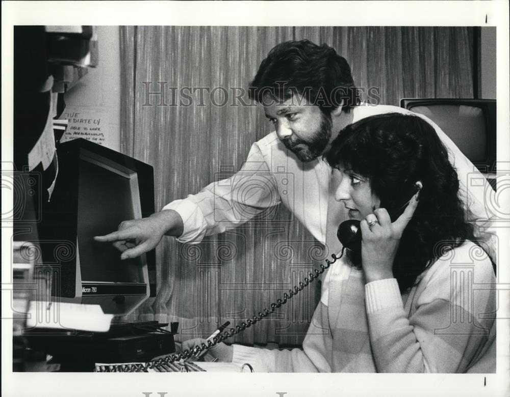 1987 Press Photo Dr Michael Reed, Head of the Regional Poison Control Center - Historic Images