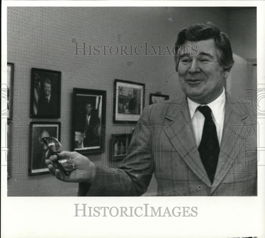 1980 Press Photo Bud Minch, Cong Ron Moitl's right hand man Cleveland Officer - Historic Images