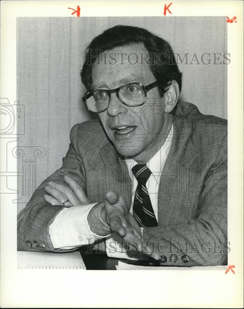 1980 Press Photo Professor Edward Meras - Historic Images