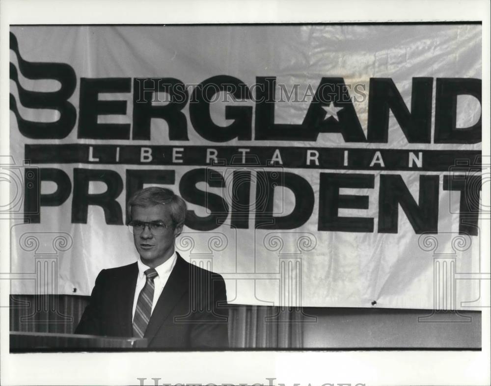 1983 Press Photo David Bergland Libertarian president candidate - Historic Images