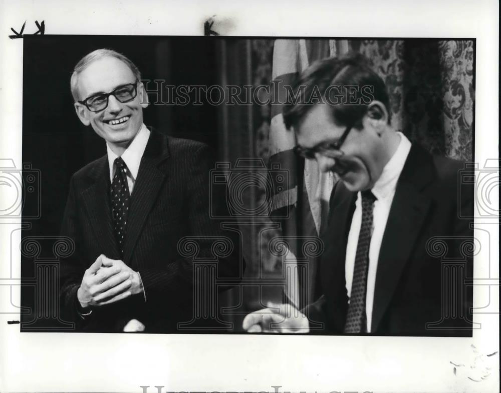 1982 Press Photo New Law Director, John Dave Maddox and Mayor George Voinovich - Historic Images
