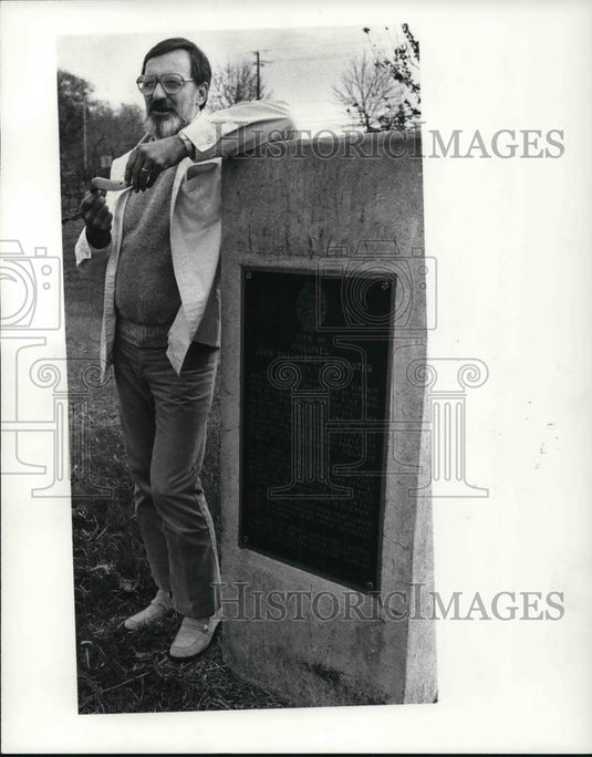 1982 Press Photo Daniel E. Marsalek - Historic Images