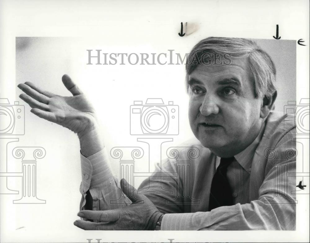 1986 Press Photo Charles R. Marcout,president of the WCPN - Historic Images