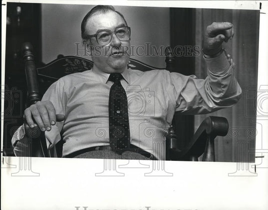 1982 Press Photo Donald R. Riordan - Historic Images