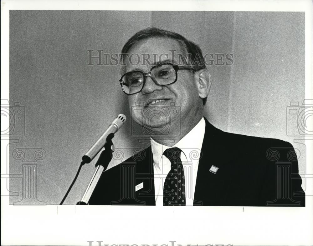 1987 Press Photo Robert Olsen past President Cleveland Purchasing Mgr. Assoc. - Historic Images