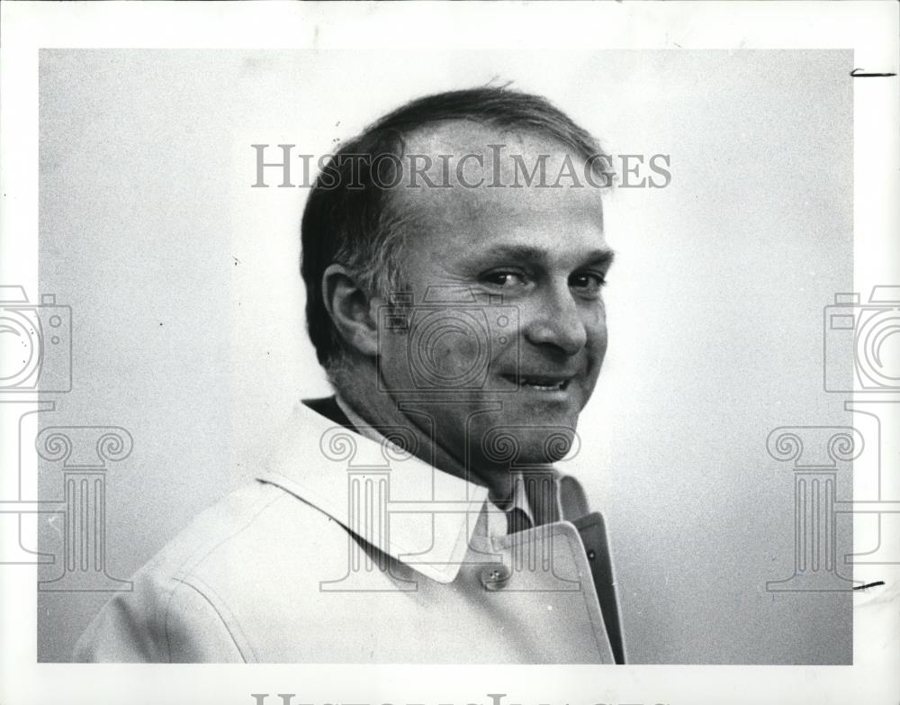 1986 Press Photo Sheriff L. John Ribar Contempt Hearing in Medina County Court - Historic Images