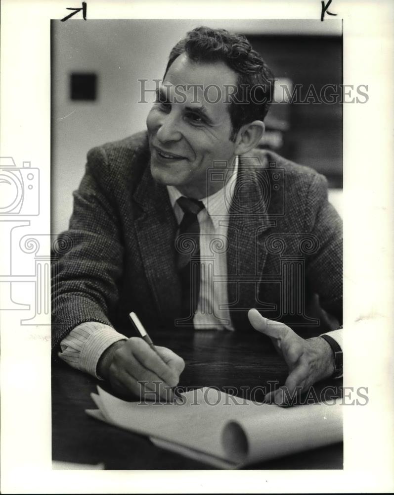 1983 Press Photo Michael I Posner, Cognitive Phychologist - Historic Images