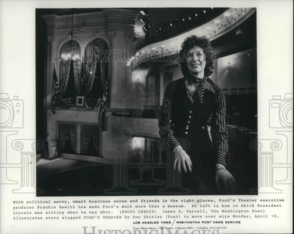 1976 Press Photo Frankie Hewitt Ford&#39;s Theater Executive Producer - cvp23224 - Historic Images