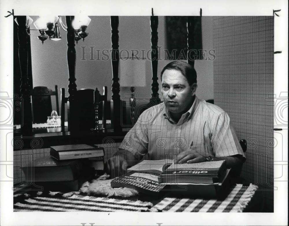 1986 Press Photo Jim Marietta, school board member - Historic Images