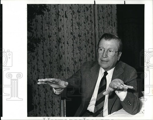 1985 Press Photo Stan Pace TRW Exec. - Historic Images