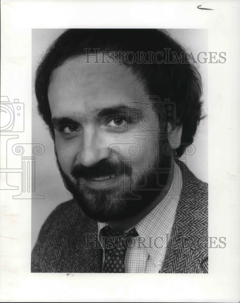 1983 Press Photo Walt Bogdanich - cvp21911 - Historic Images