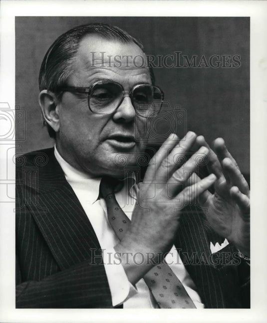 1987 Press Photo John C Morley Pres. and CEO of Reliance Electric - Historic Images