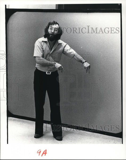 1980 Press Photo Jim Million Co-Founder Institute for Human Awareness - Historic Images