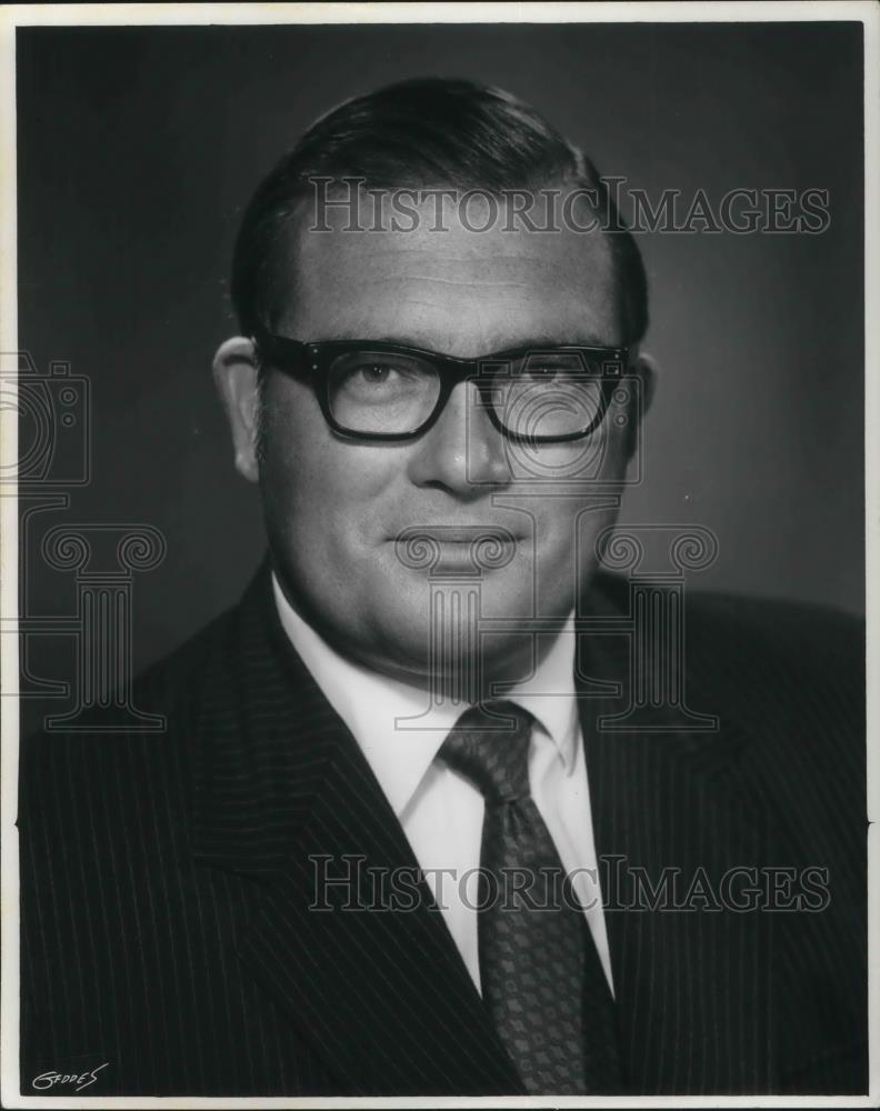 1975 Press Photo Judge James F. Hennessy - cvp22480 - Historic Images