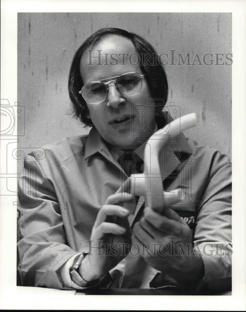 1984 Press Photo Carl McMillin - Historic Images