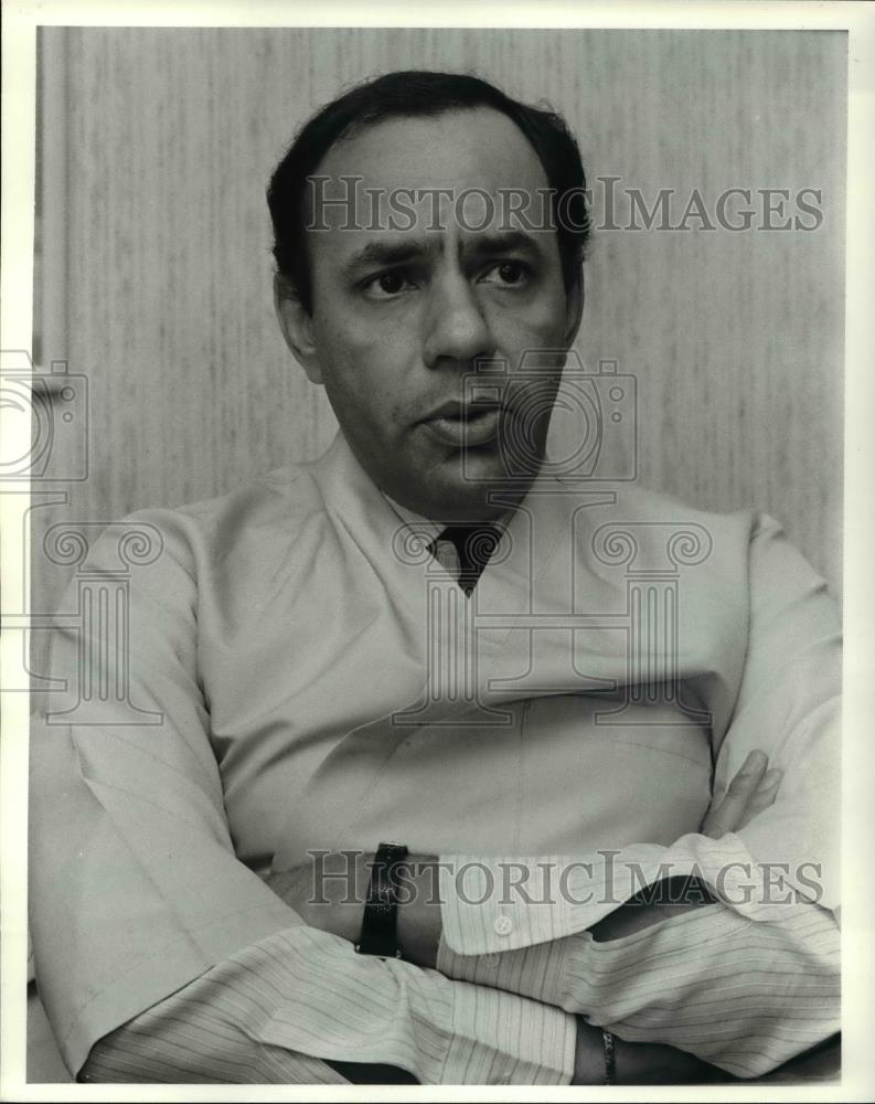 1987 Press Photo Dr. Oscar Saffold, H.M.O. Medical director - 499 - Historic Images